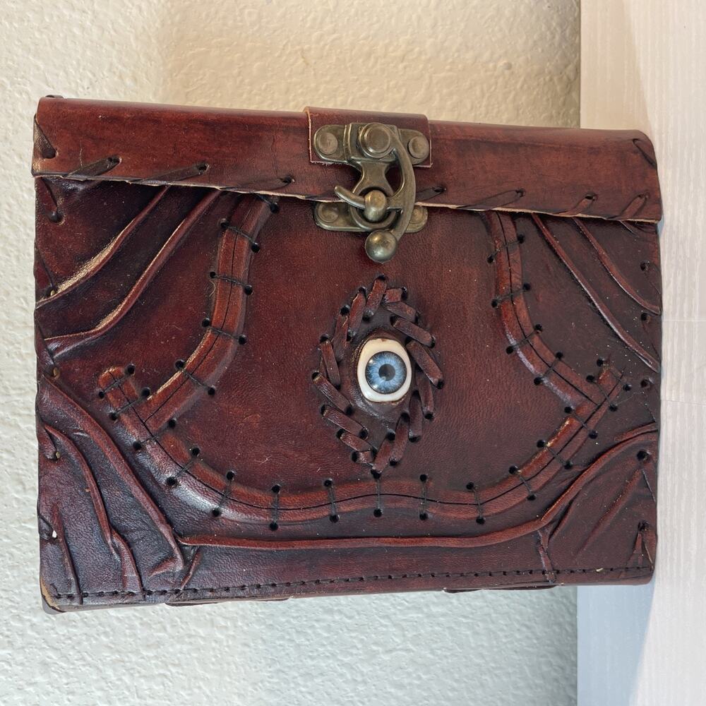 Handmade vintage deckle page c-lock leather journal diary notebook hocus focus